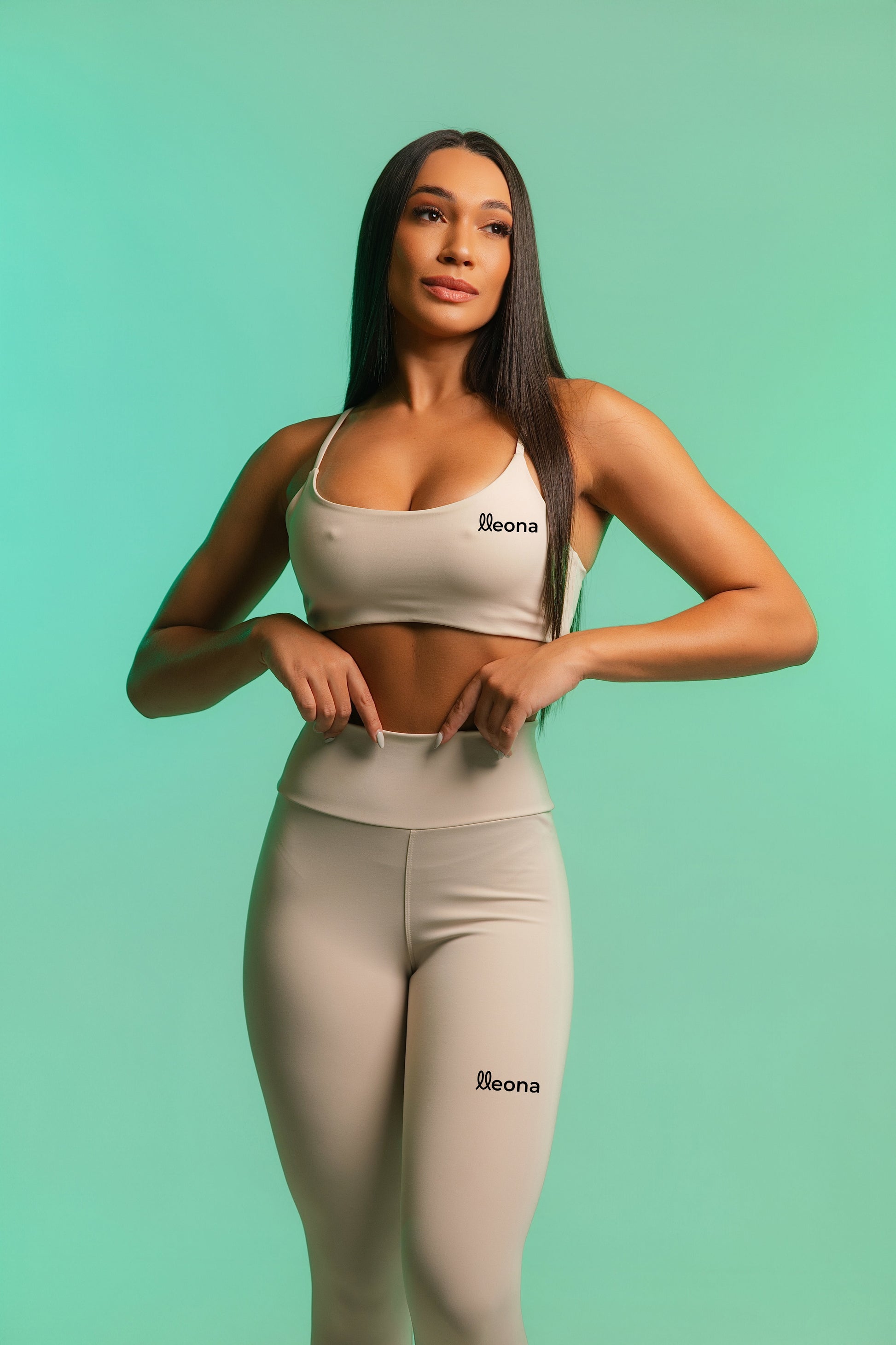 Top Model Kaly Cinza
